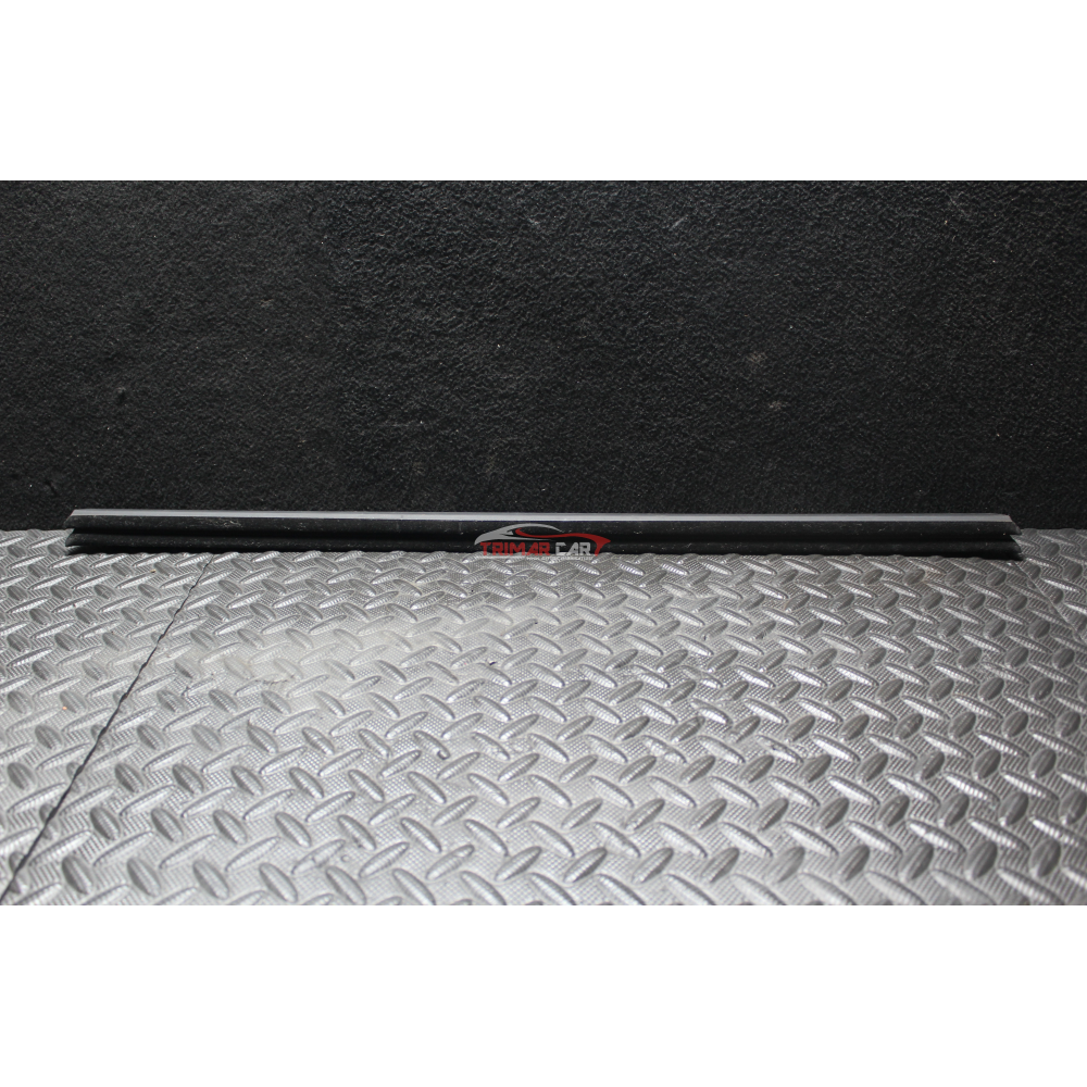 K05076876AC RASCHIAVETRO INTERNO POSTERIORE DESTRO FIAT FREEMONT (345)(11-16) 2.0 JTD 170CV 939B5000