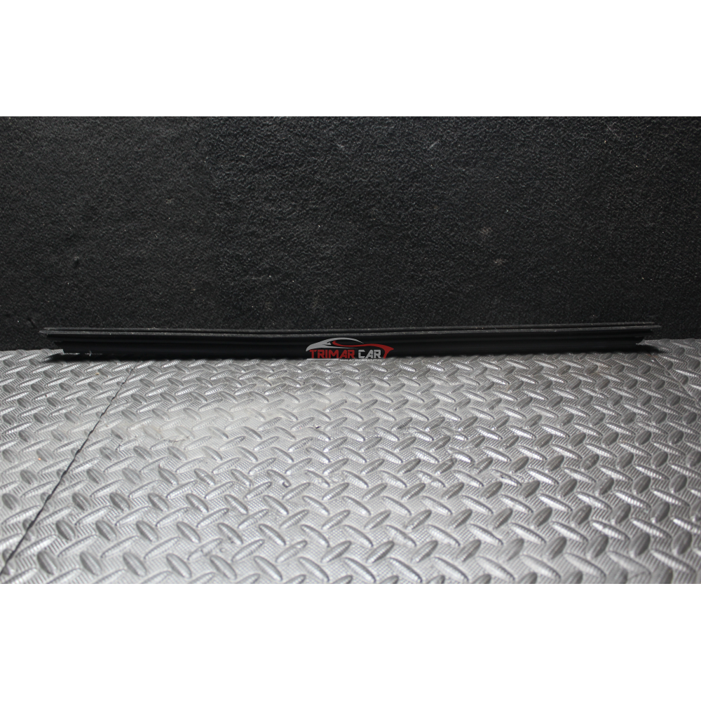 K05076876AC RASCHIAVETRO INTERNO POSTERIORE DESTRO FIAT FREEMONT (345)(11-16) 2.0 JTD 170CV 939B5000