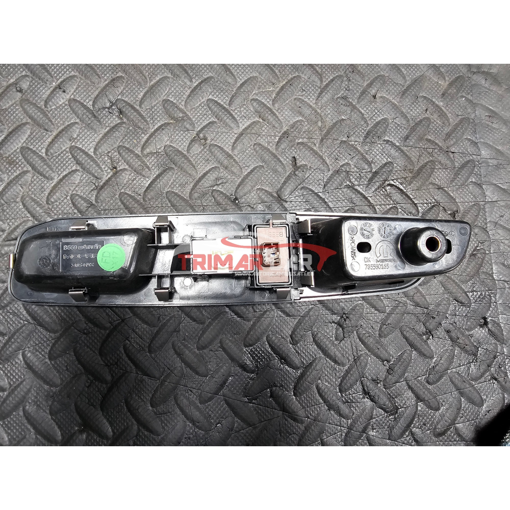 735580165 INTERRUTTORE ALZAVETRO ANTERIORE DESTRO JEEP RENEGADE (BU)(2014 >)