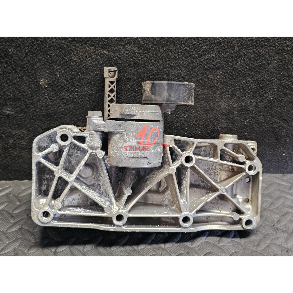 11167619250 STAFFA SUPPORTO ALTERNATORE G31 BMW 2.0D B47D20A