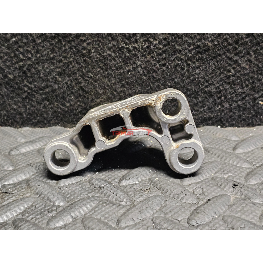 8511628 13518511628 SUPPORTO MOTORE POMPA GASOLIO G31 BMW 2.0D B47D20A