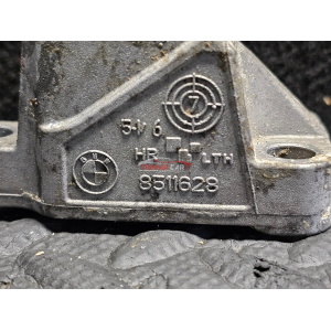 8511628 13518511628 SUPPORTO MOTORE POMPA GASOLIO G31 BMW 2.0D B47D20A