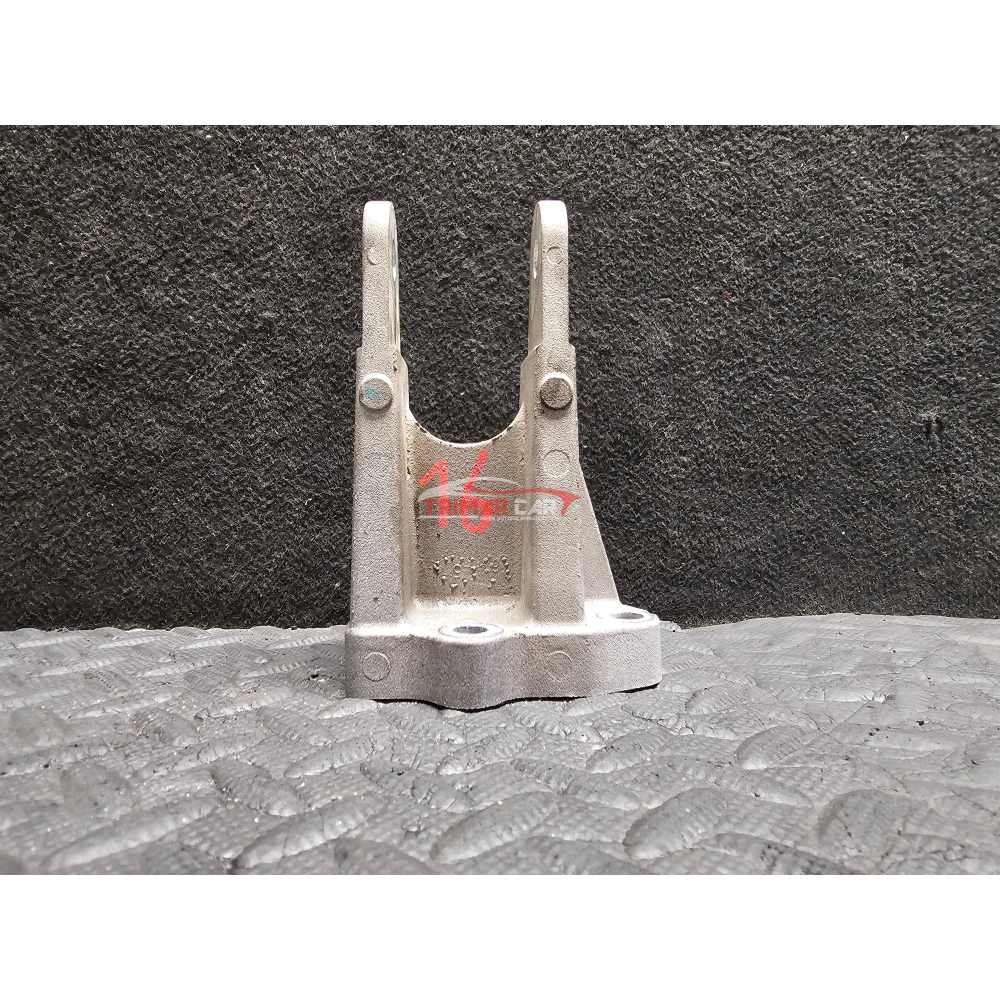 51880264 SUPPORTO CAMBIO MOTORE FIAT PANDA 3 (312,319)(2012 >) 1.3 MJET 4X4 95CV 70KW 330A1000