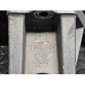 51880264 SUPPORTO CAMBIO MOTORE FIAT PANDA 3 (312,319)(2012 >) 1.3 MJET 4X4 95CV 70KW 330A1000