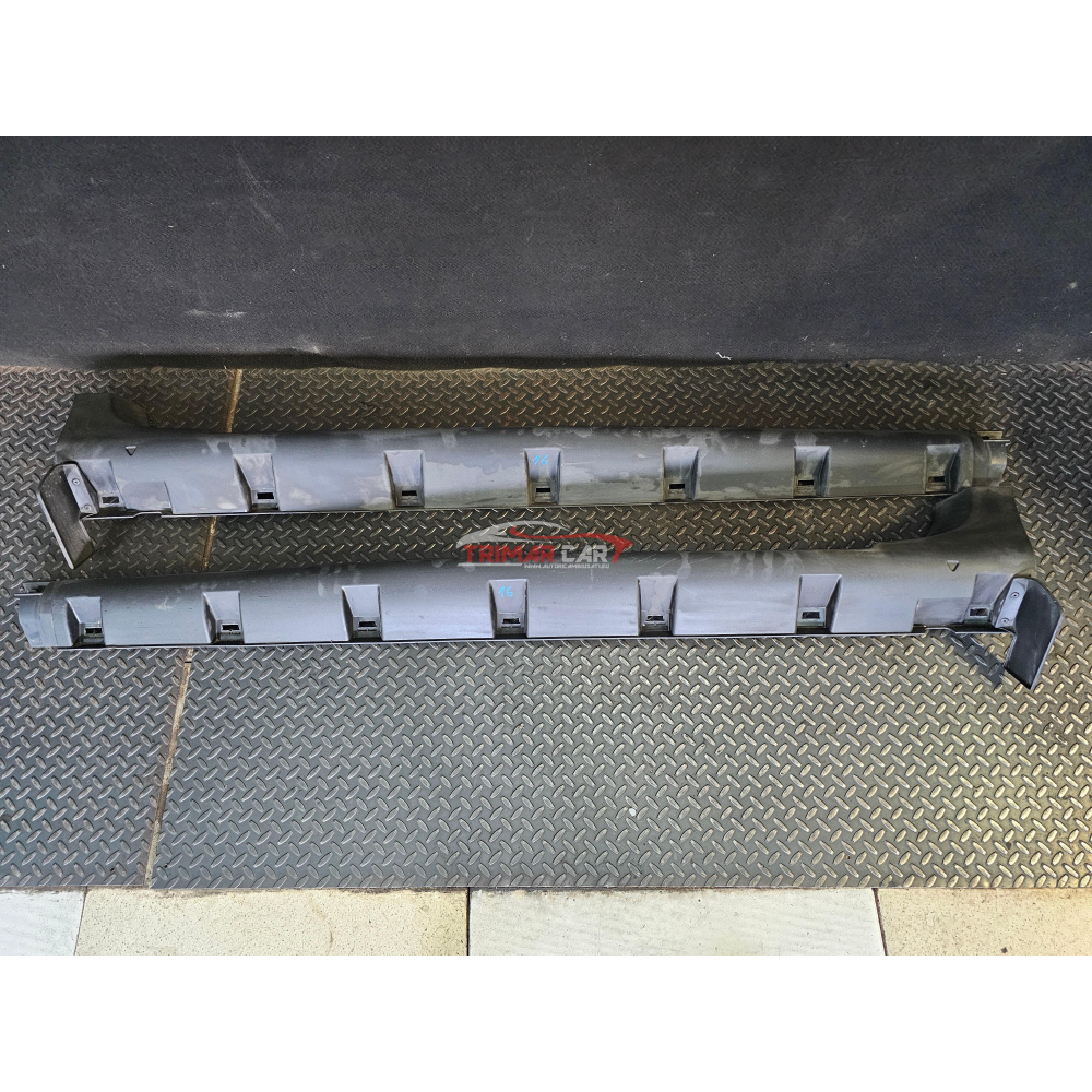 764580003R COPPIA MINIGONNE SOTTOPORTA LATERALI DACIA DUSTER (2011) 1.5 DCI 107CV 79KW K9K896