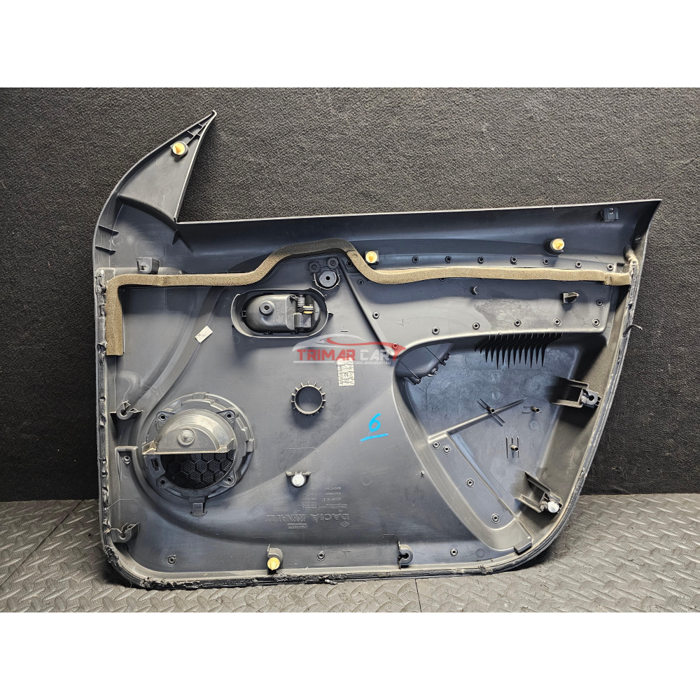 809018004R PANNELLO PORTA ANTERIORE SINISTRA DACIA DUSTER (2011) 1.5 DCI 107CV 79KW K9K896