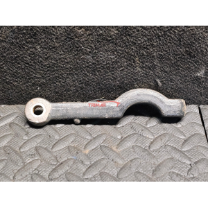 4437621 LEVA STAFFA SUPPORTO TIRANTE STERZO ANTERIORE SINISTRO FIAT PANDA 1 (141)(1980-2004) 4x4