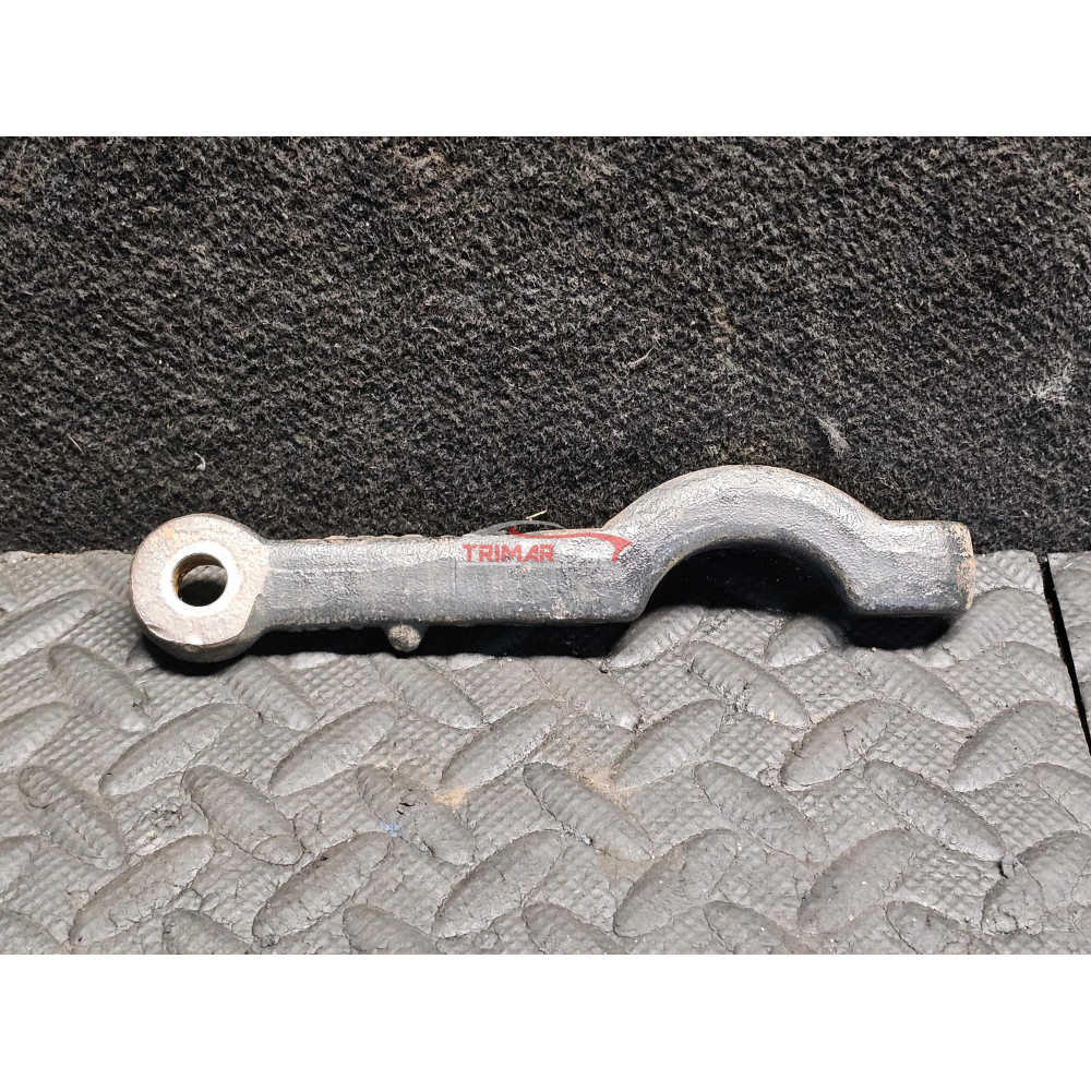 4437621 LEVA STAFFA SUPPORTO TIRANTE STERZO ANTERIORE SINISTRO FIAT PANDA 1 (141)(1980-2004) 4x4