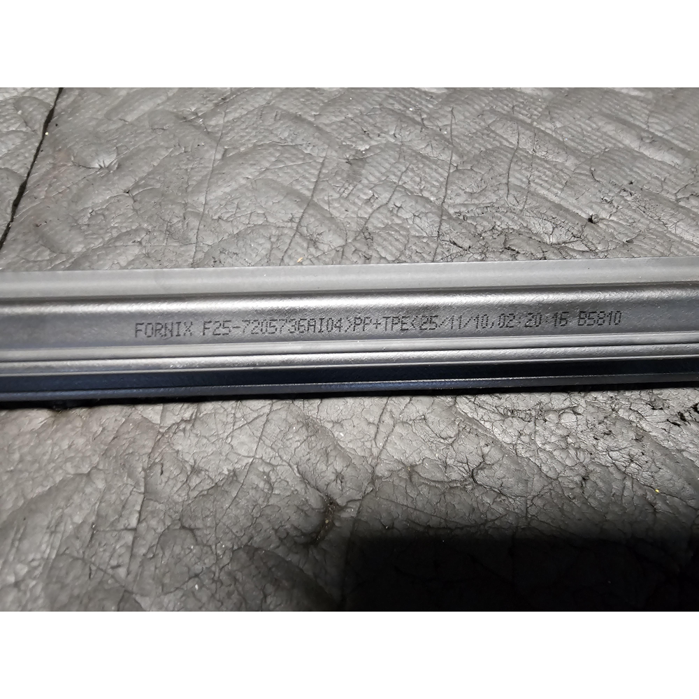 51227205736 RASCHIAVETRO INTERNO POSTERIORE DESTRO BMW X3 (F25)(2010-2017) 