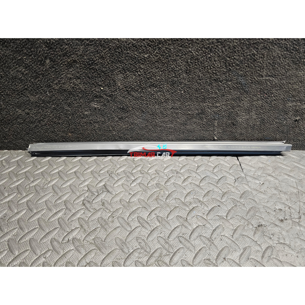 51227034308 RASCHIAVETRO INTERNO POSTERIORE DESTRO BMW SERIE 5 (E60)(2001-2010) 3.0 535D 286CV 210KW M57D30 306D5