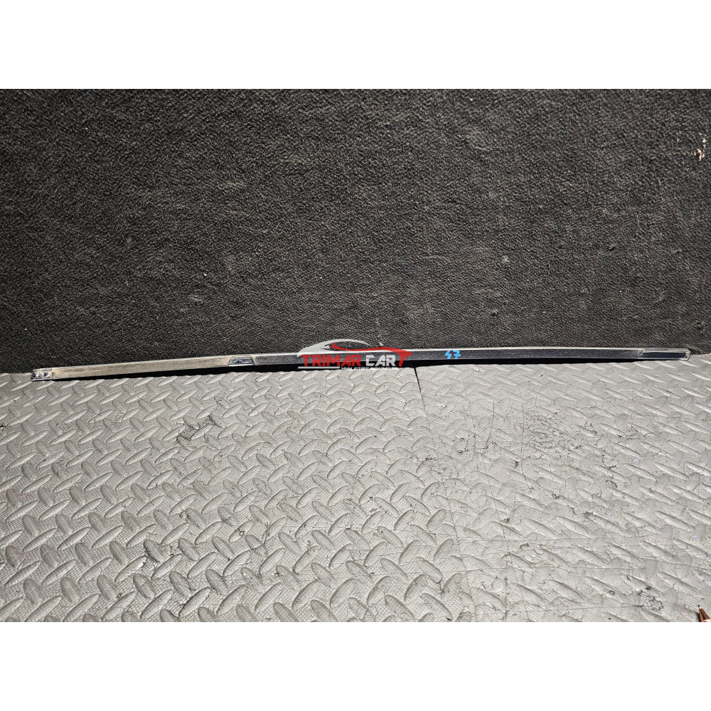 51227897666 RASCHIAVETRO ESTERNO POSTERIORE DESTRO BMW SERIE 5 (E60)(2001-2010) 3.0 535D 286CV 210KW M57D30 306D5