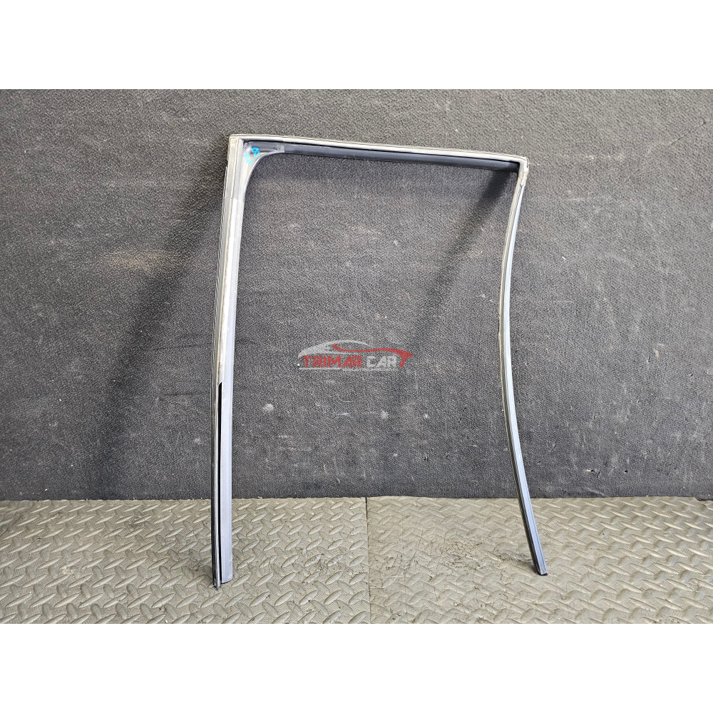 68152-F4010 GUARNIZIONE VETRO POSTERIORE SINISTRO TOYOTA C-HR (2016>) 1.8 HYBRID 2ZR-FXE