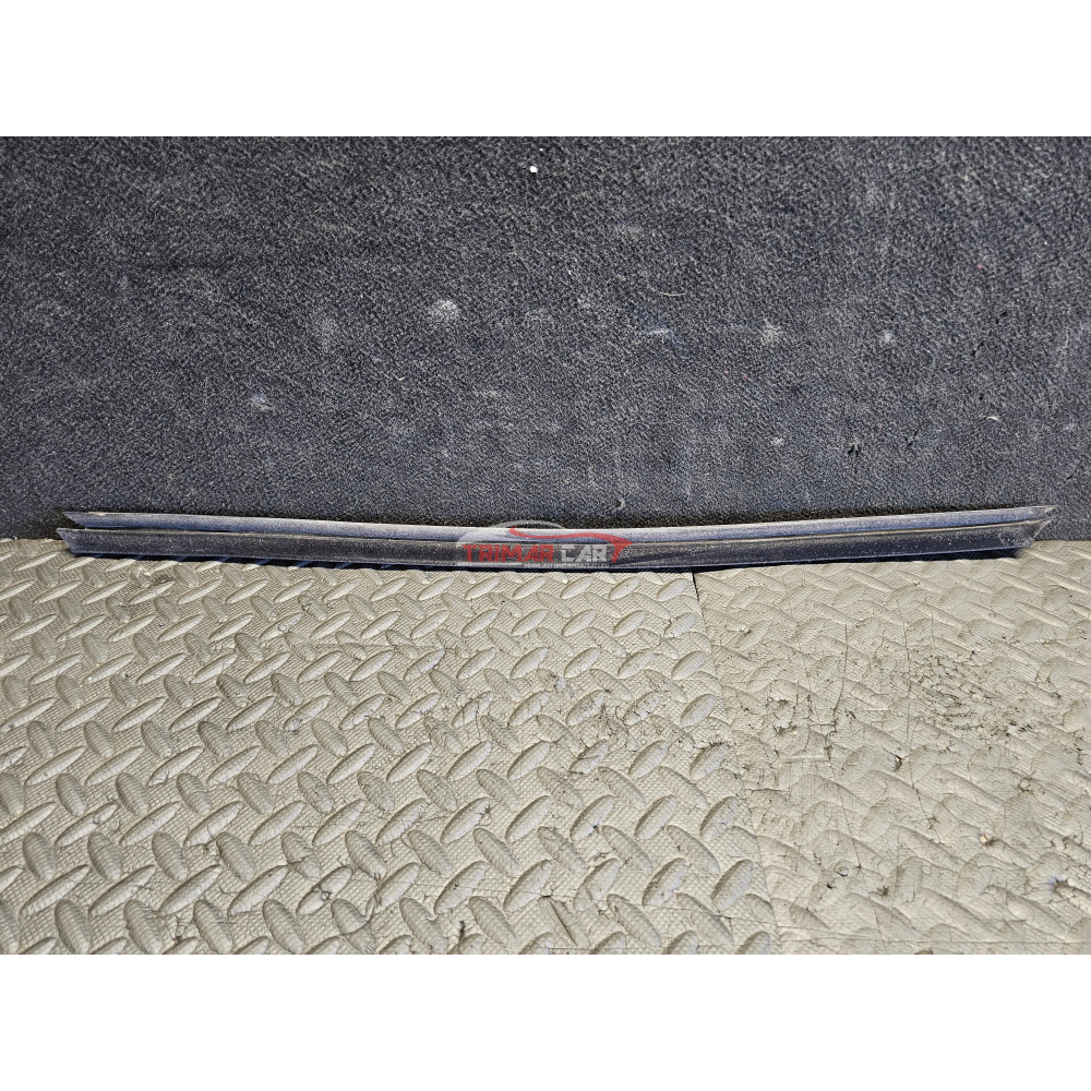 51217033785 RASCHIAVETRO INTERNO ANTERIORE SINISTRO BMW SERIE 5 (E60)(2001-2010) 3.0 535D 286CV 210KW M57D30 306D5