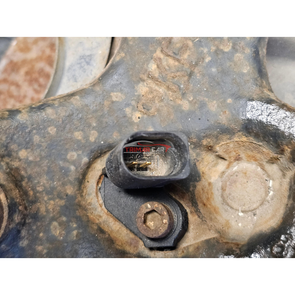 1K0505436AB FUSELLO MOZZO MONTANTE POSTERIORE DESTRO VW GOLF 6 VI (5K1)(08-13) 1.6TDI 105CV 77KW COD MOT; CAY