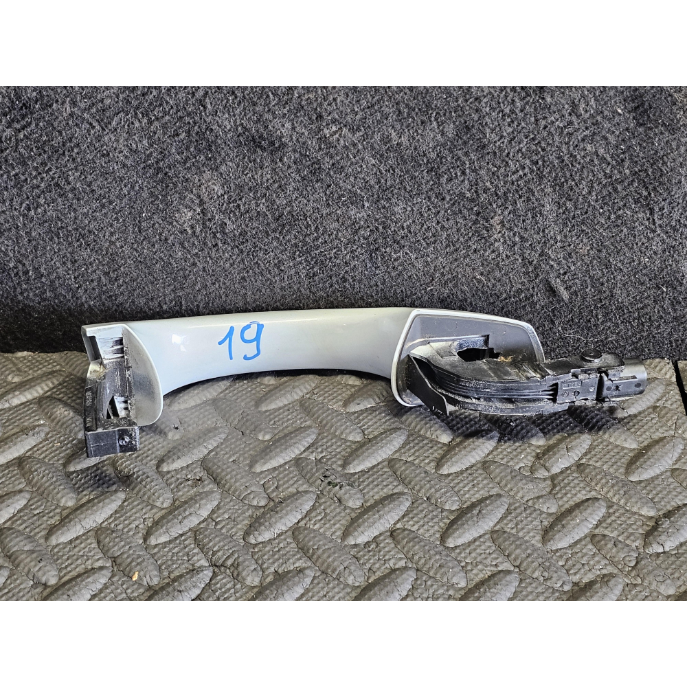 5G0837205R MANIGLIA ESTERNA ANTERIORE SINISTRA VOLKSWAGEN T-ROC (A11)(2017 >) 2.0 TDI 4motion 150CV 110KW DTTC