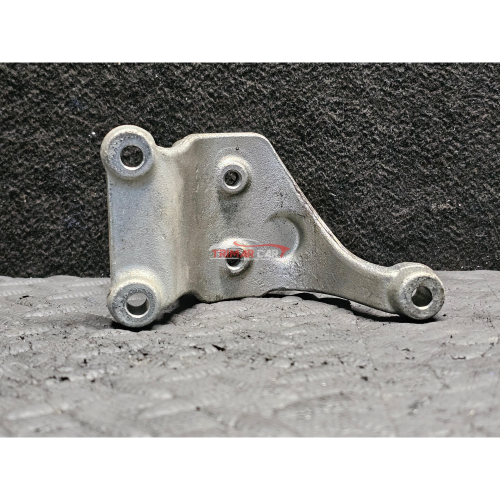 A6541425100 STAFFA SUPPORTO COLLETTORE DI SCARICO MERCEDES CLA (C118)(2019>) CLA 200D 150CV 110KW 654920