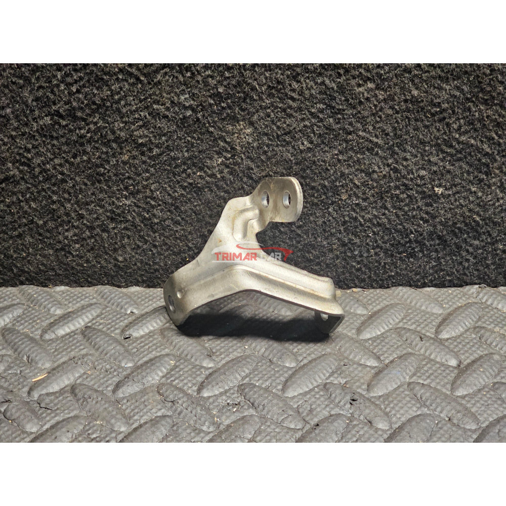 55277246 STAFFA SUPPORTO ALFA ROMEO GIULIA 2 (952)(2015 >) 2.2JTDM 55284529