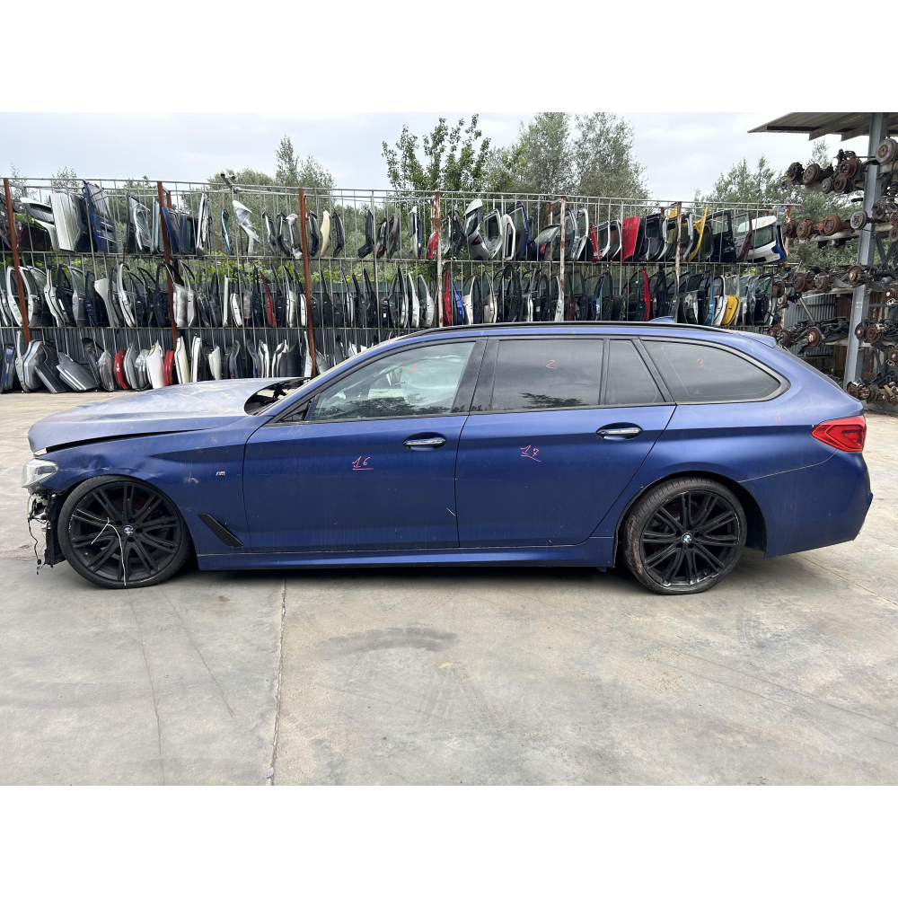 51337404026 RASCHIAVETRO ESTERNO ANTERIORE DESTRO BMW SERIE 5 TOURING (G31)(2017 >) 520 D XDRIVE 190CV 140KW B47D20A