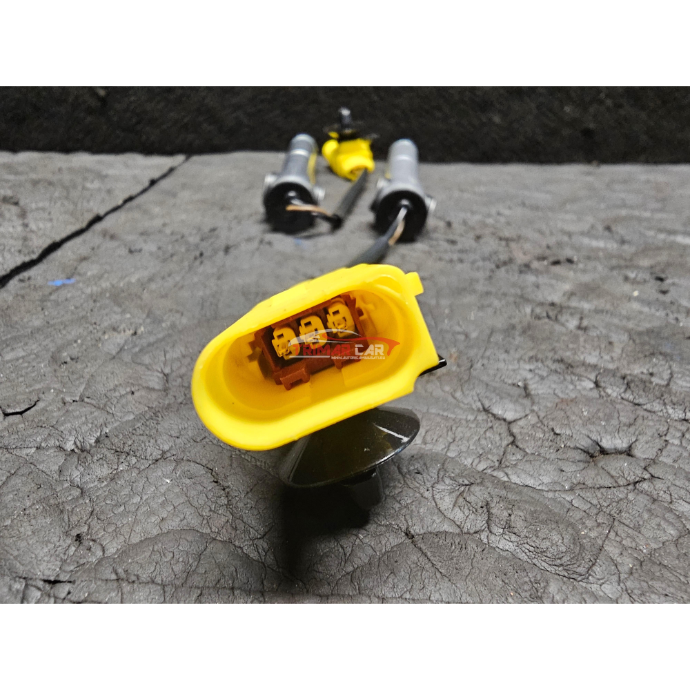 8V0823823F 500293625 COPPIA ATTUATORI ATTUATORE COFANO ANTERIORE AUDI A3 (8V1,8VK)(2012 >)