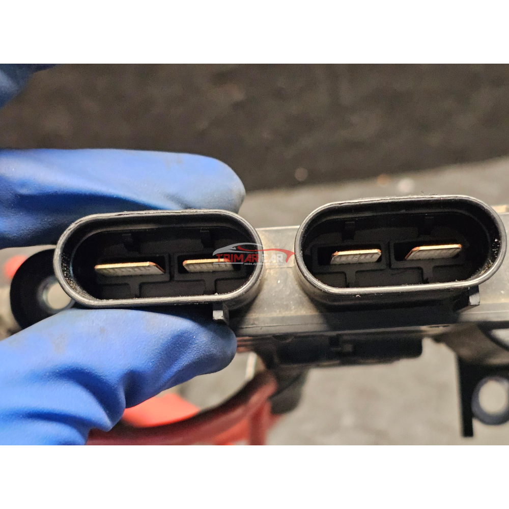 9227458 61149326204 SCATOLA DISTRIBUZIONE CORRENTE BATTERIA BMW X3 (F25)(2010-2017) xDrive 30D 258CV 190KW N57D30A