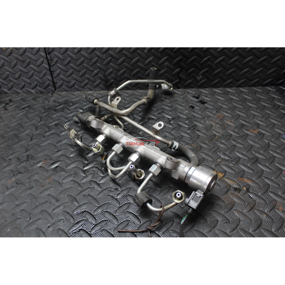 04L089G TUBO FLAUTO RAIL INIEZIONE VW GOLF 7 VII (2012 >) 1.6 2.0 TDI 150 CV 110 KW DFG