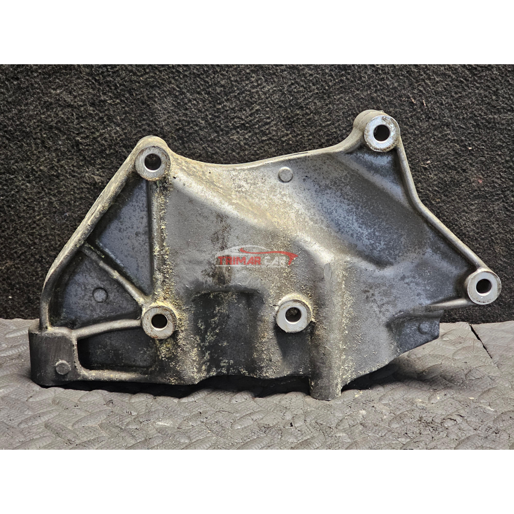 49120-67J00-000 SUPPORTO POMPA SERVOSTERZO SUZUKI GRAND VITARA 2 II (JT,TE,TD)(05-15) 1.9DCI F9Q