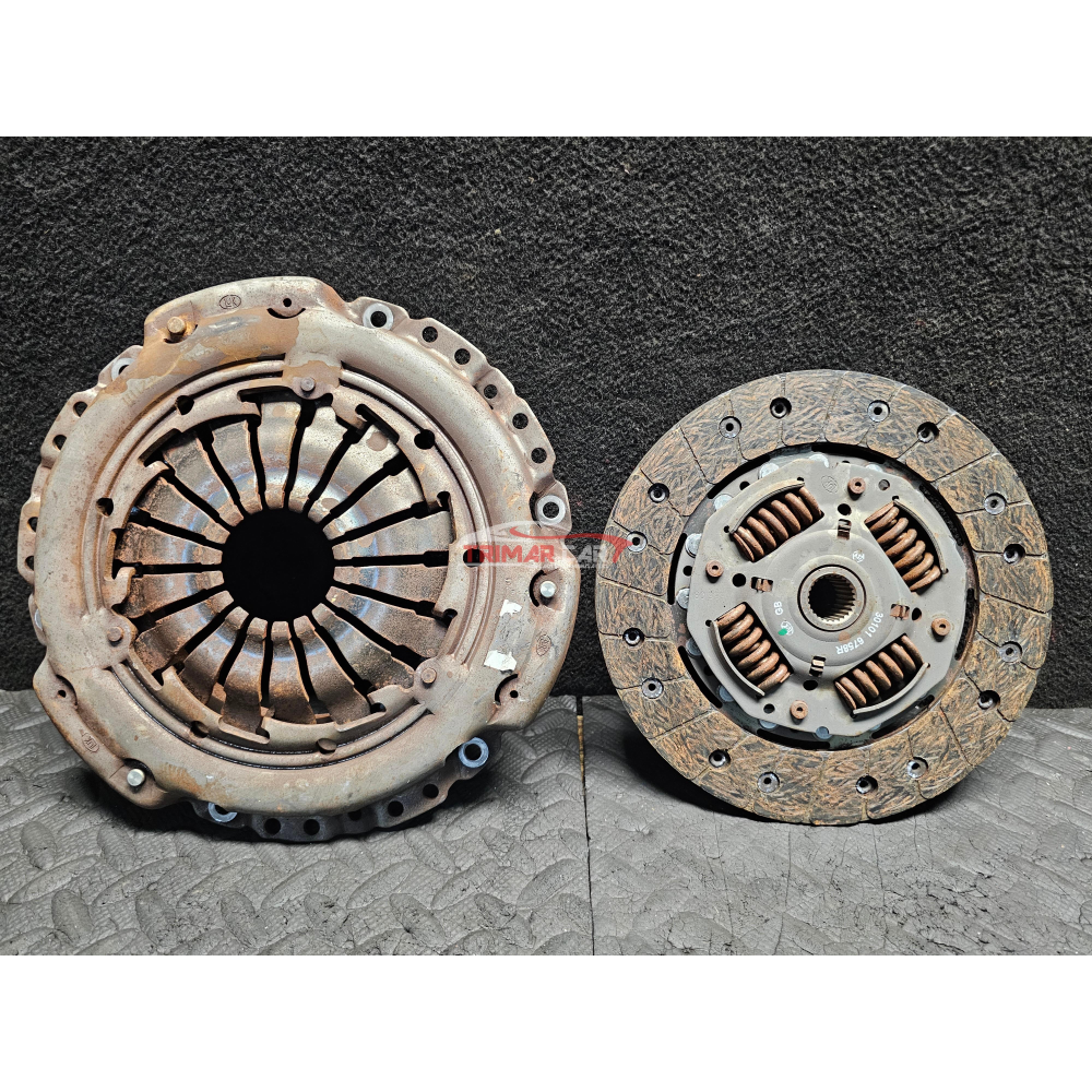 301016758R KIT DISCO FRIZIONE SPINGIDISCO DACIA DUSTER RENAULT CLIO 3 MEGANE III 1.5DCI K9K