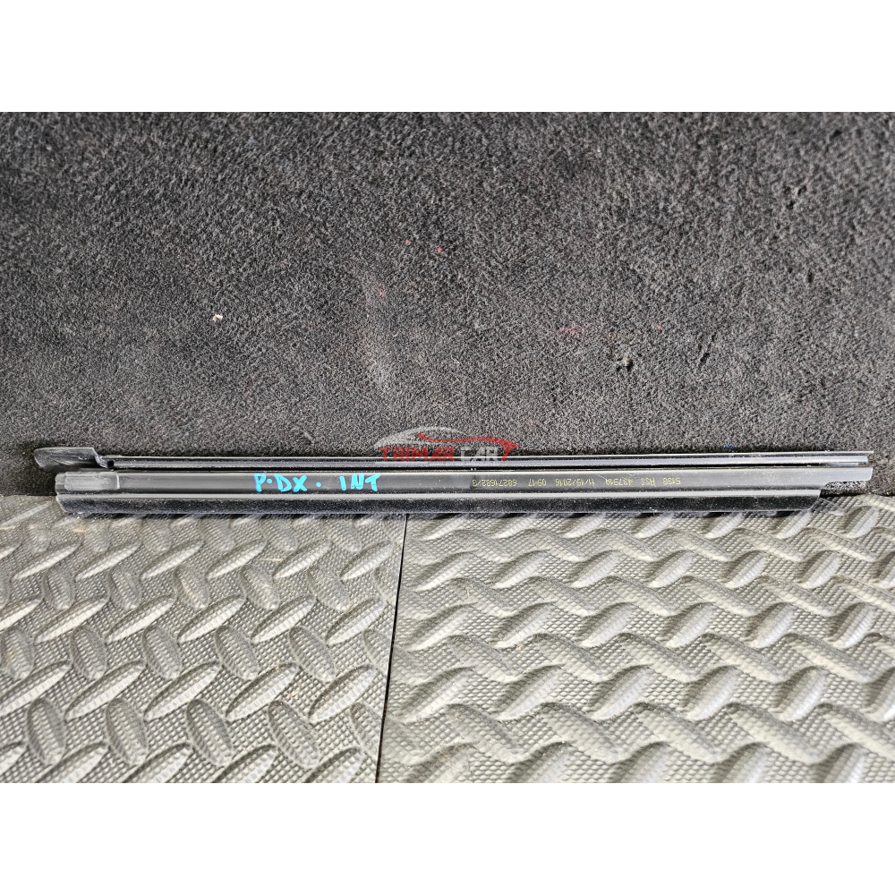 68271682 RASCHIAVETRO INTERNO POSTERIORE DESTRO JEEP WRANGLER 4 IV (JL)(2017>)