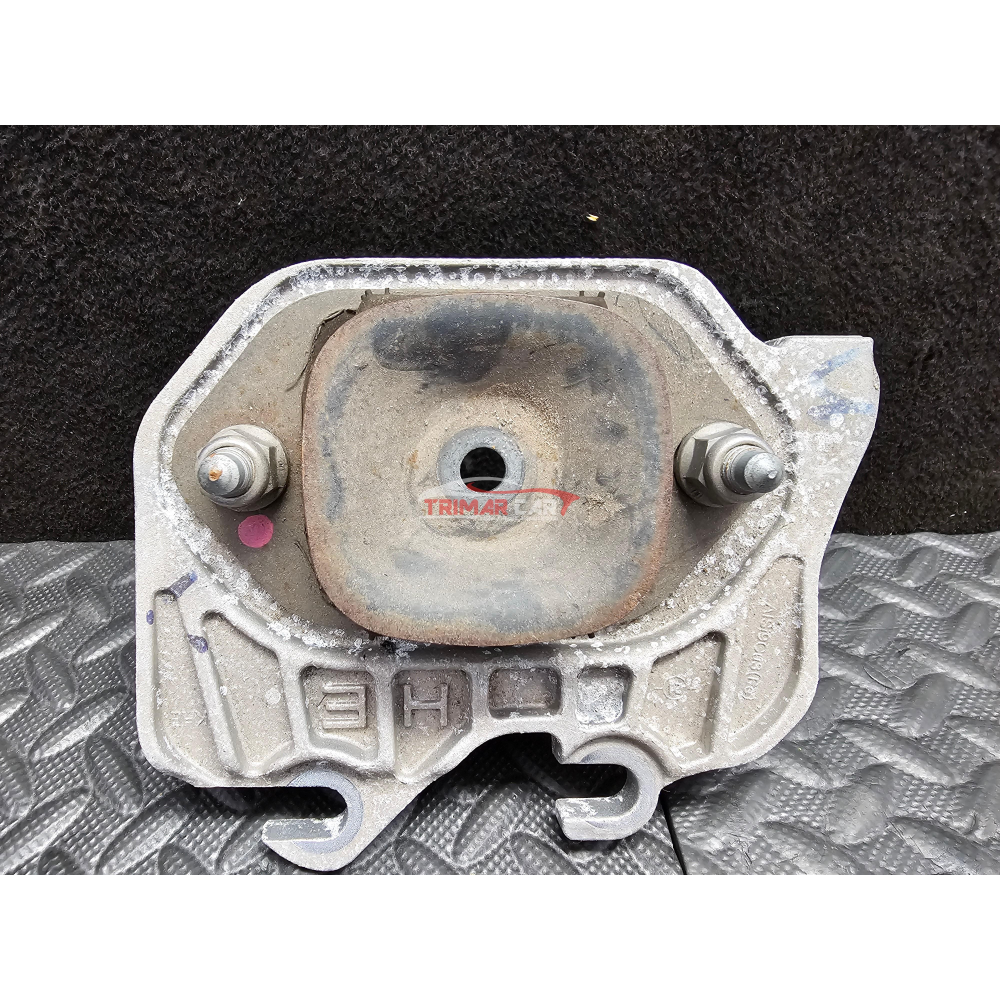 112531060R SUPPORTO MOTORE RENAULT CAPTUR (HF)(2020>) 1.6E-TECH 2021 IBRIDO H4MC6