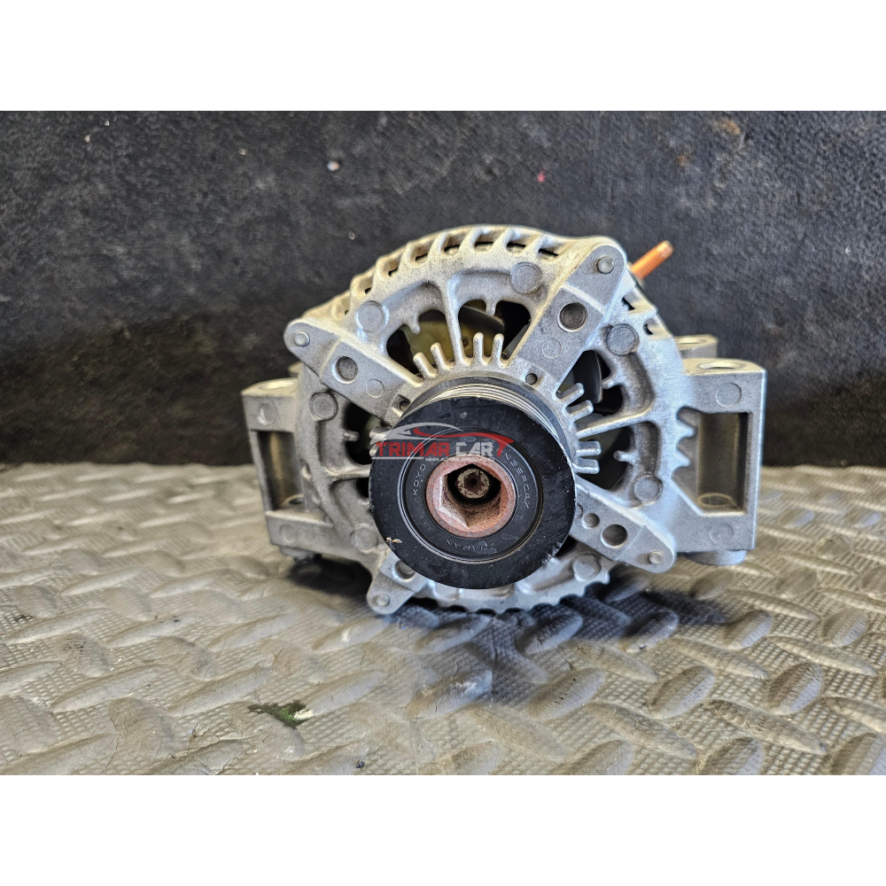 P04801835AC K04801835AC 220A 1042106592 ALTERNATORE JEEP LANCIA MASERATI 3.0CRD