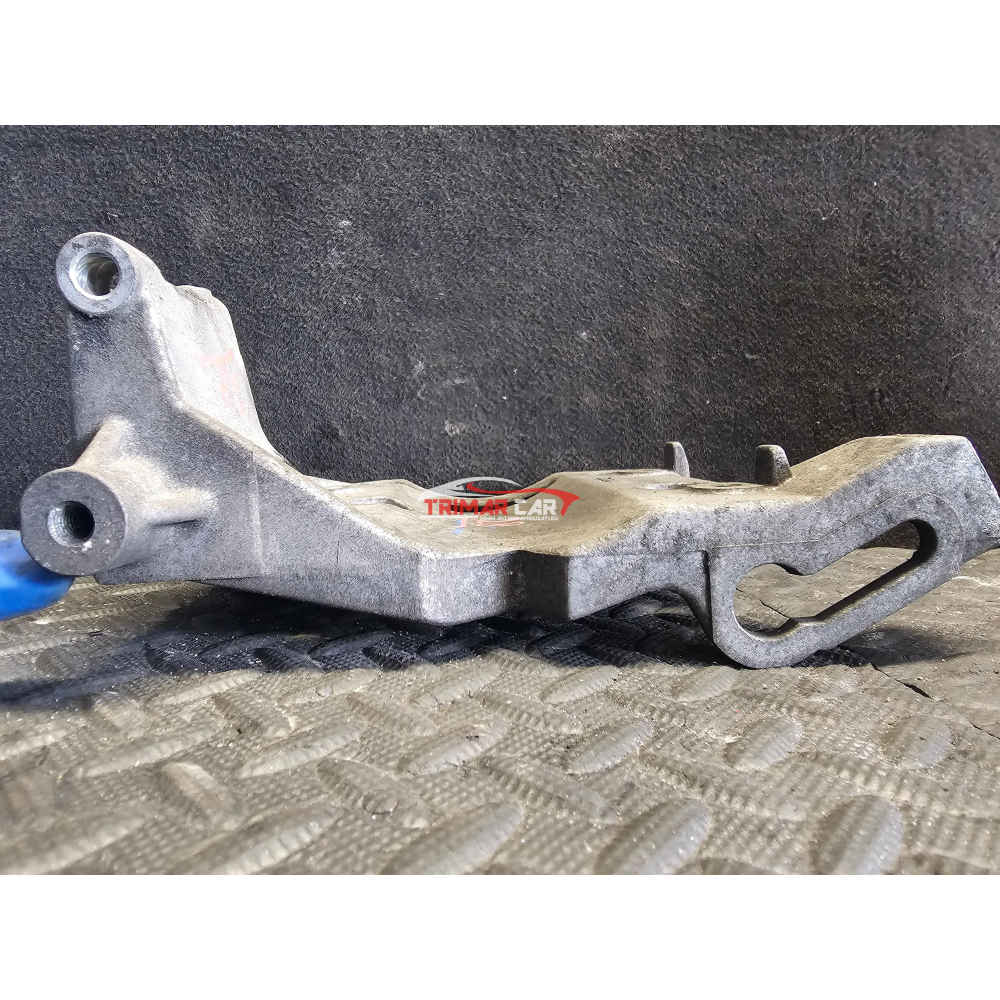 SUPPORTO MOTORE COMPRESSORE CLIMA NISSAN NAVARA (D22)(1997>) 2.5D TD
