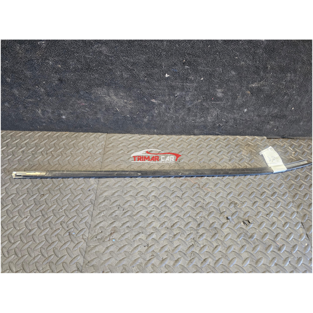 51337205713 RASCHIAVETRO ESTERNO ANTERIORE SINISTRO BMW X3 (F25)(2010-2017)