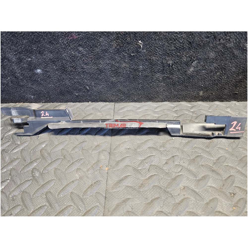 5G0121332H SUPPORTO SOSTEGNO RADIATORE SUPERIORE DESTRO VOLKSWAGEN TIGUAN 2 (AD1)(2016>)