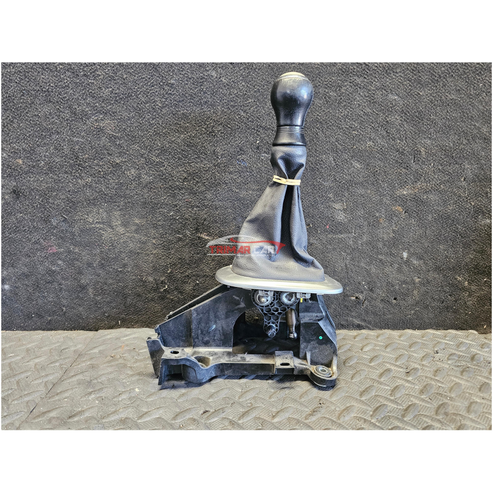 33530-0D040 335300D040 LEVA CAMBIO MARCE MANUALE 5M TOYOTA YARIS 3 III (P13)(2013) 1.0 69CV 51KW 1KRFE