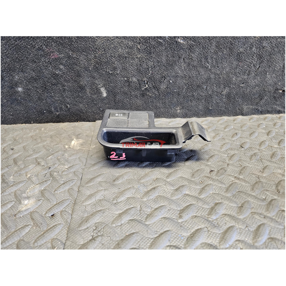 589170D100 PULSANTIERA PULSANTI TASTO CONTROLLO TRAZIONE ESP TOYOTA YARIS 3 III (P13)(2013)