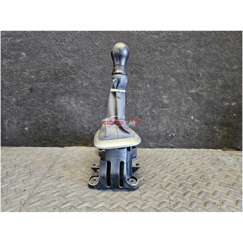 33530-0D040 335300D040 LEVA CAMBIO MARCE MANUALE 5M TOYOTA YARIS 3 III (P13)(2013) 1.0 69CV 51KW 1KRFE