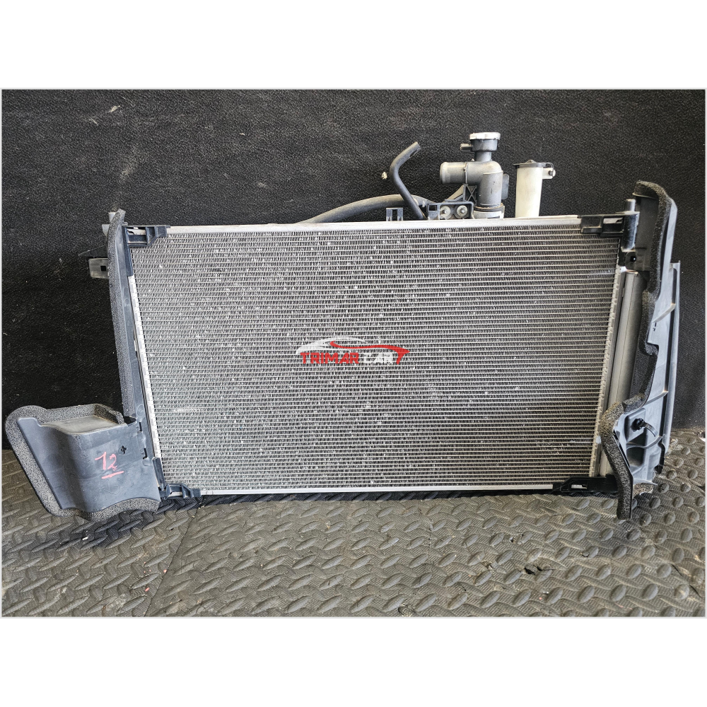 884A0K0020 16400K0050 KIT RADIATORE MOTORE COMPLETO TOYOTA YARIS CROSS HYBRID (MXP_)(2020>) 1.5 HYBRID TRAZIONE INTEGRALE 116CV 85KW M15AFXE