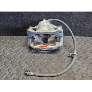 4773002590 PINZA FRENO ANTERIORE DESTRA TOYOTA YARIS CROSS HYBRID (MXP_)(2020>) 1.5 HYBRID TRAZIONE INTEGRALE 116CV 85KW M15AFXE