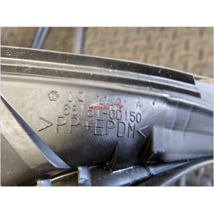 681510D150 GUARNIZIONE VETRO ANTERIORE SINISTRO TOYOTA YARIS 3 III (P13)(2010>)