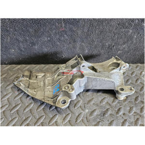 8200669495 SUPPORTO MOTORE COMPRESSORE CLIMA ALTERNATORE DACIA RENAULT NISSAN 1.5DCI 1.5DCI