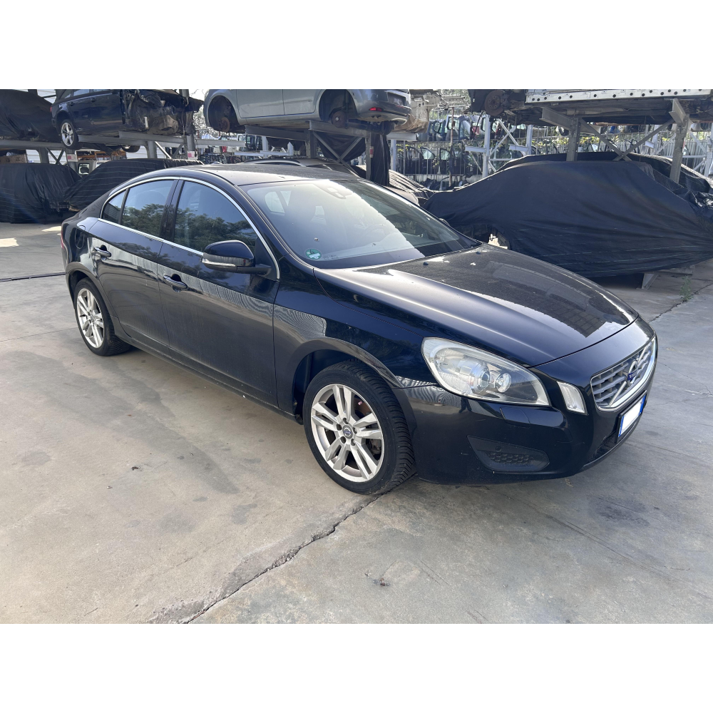 31330239 COPERCHIO VALVOLE COLLETTORE ASPIRAZIONE V60 V70 XC70 XC60 VOLVO S60 2 II (2010>) 2.0 D3 163CV 120KW D5204T2