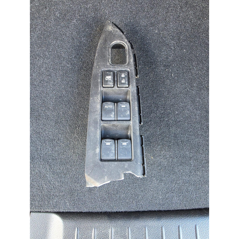 37990-54P61 54P61 PULSANTIERA ALZAVETRO ANTERIORE SX SINISTRA * SUZUKI VITARA 3 (LY)(2023)