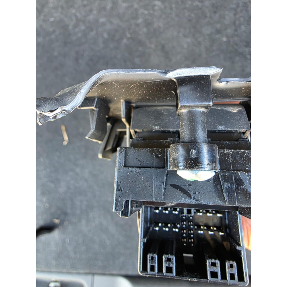 37990-54P61 54P61 PULSANTIERA ALZAVETRO ANTERIORE SX SINISTRA * SUZUKI VITARA 3 (LY)(2023)