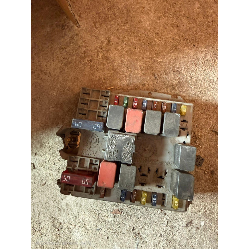 CENTRALINA PORTAFUSIBILI BCM FIAT PUNTO 2 (188)(2003-2012) 46835587