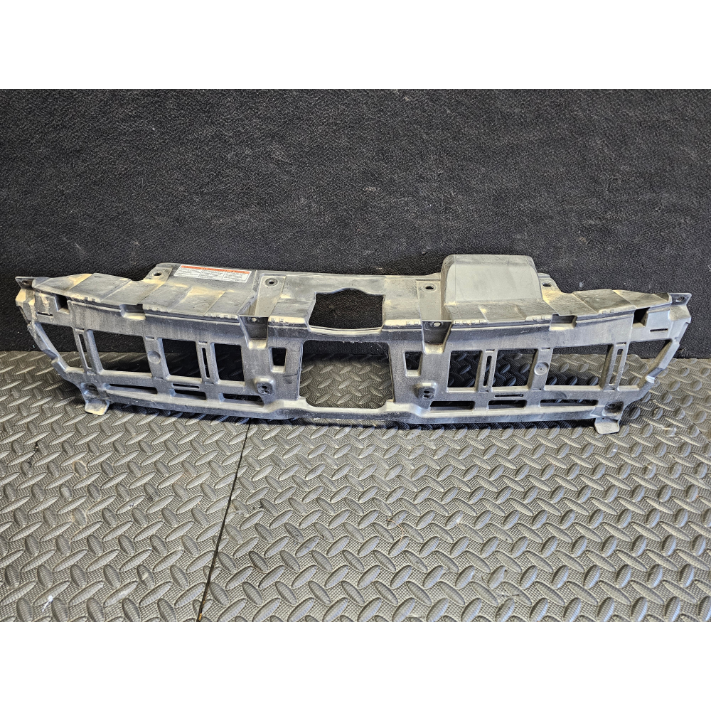 SUPPORTO MASCHERINA GRIGLIA ANTERIORE SUZUKI VITARA 3 (LY)(2015>) 1.5Hybrid AllGrip 4X4 116CV 85KW K15C