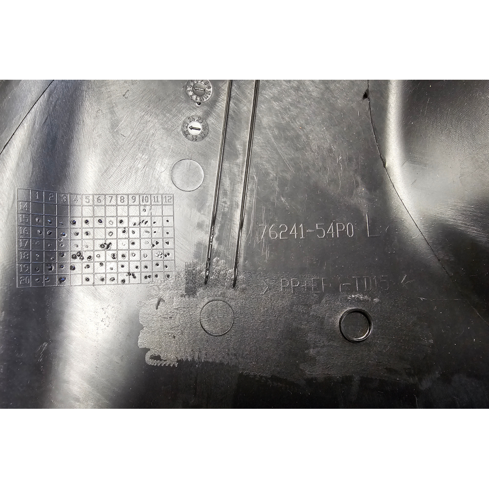 76241-54P00 MODANATURA MONTANTE INF SINISTRA SUZUKI VITARA 3 (LY)(2015>)