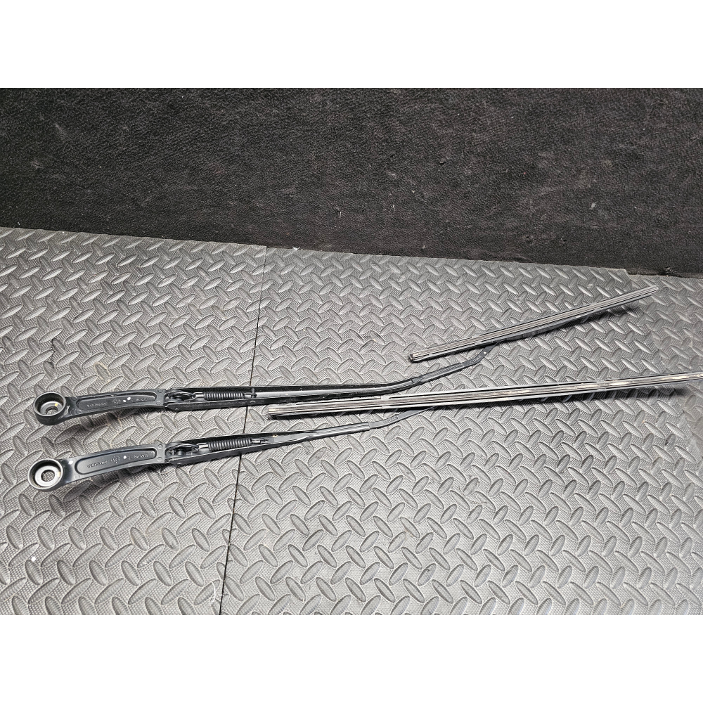 38310-54P00  38330-54P00 COPPIA BRACCI TERGICRISTALLO ANTERIORE SUZUKI VITARA 3 (LY)(2015>)