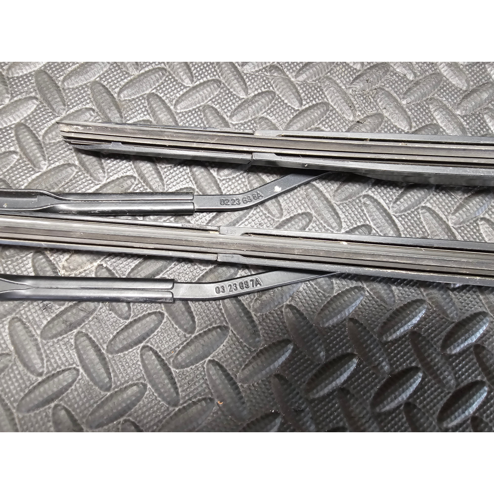 38310-54P00  38330-54P00 COPPIA BRACCI TERGICRISTALLO ANTERIORE SUZUKI VITARA 3 (LY)(2015>)