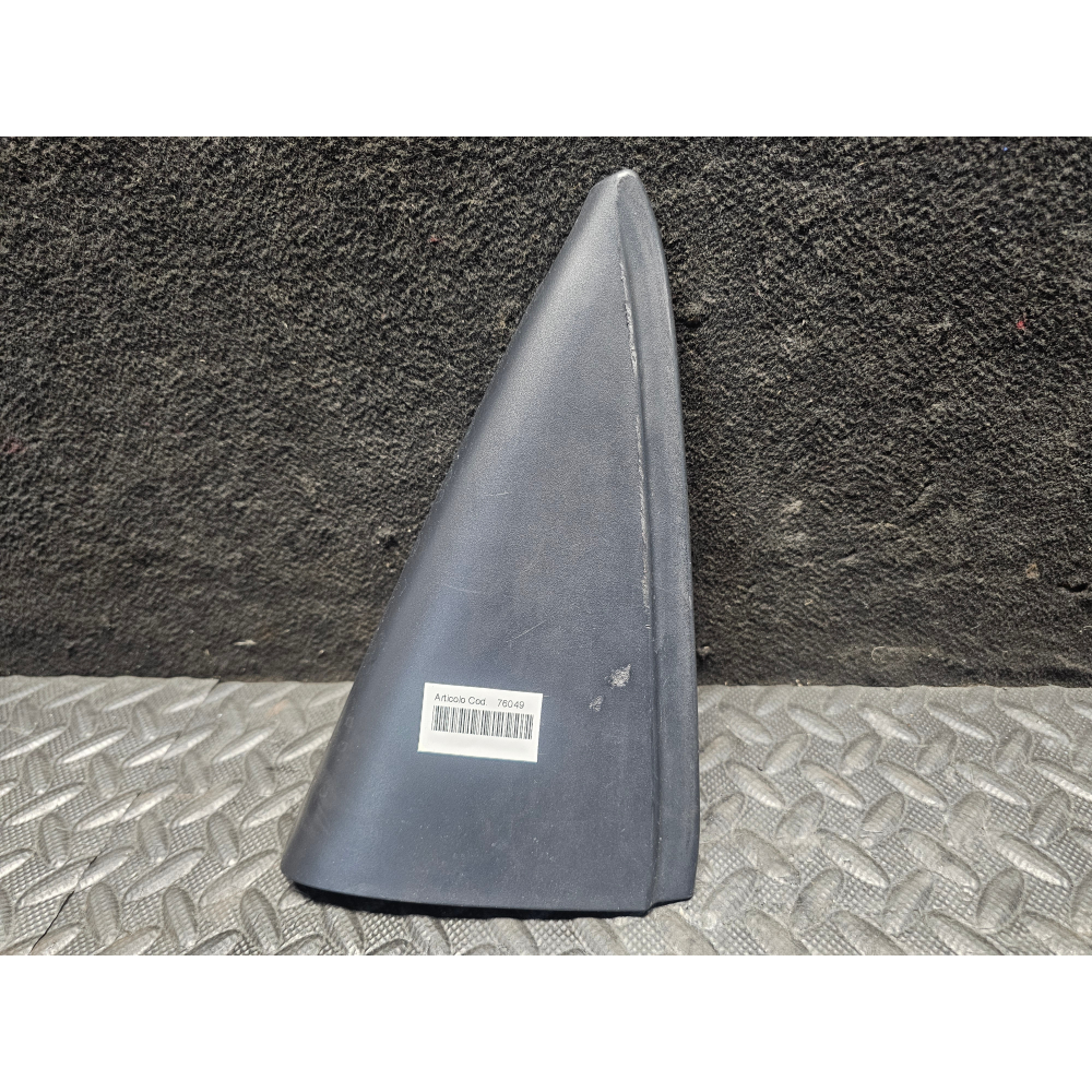 67673-0D030 TRIANGOLO PORTA POSTERIORE DESTRA TOYOTA YARIS 3 III (P13)(2010>)