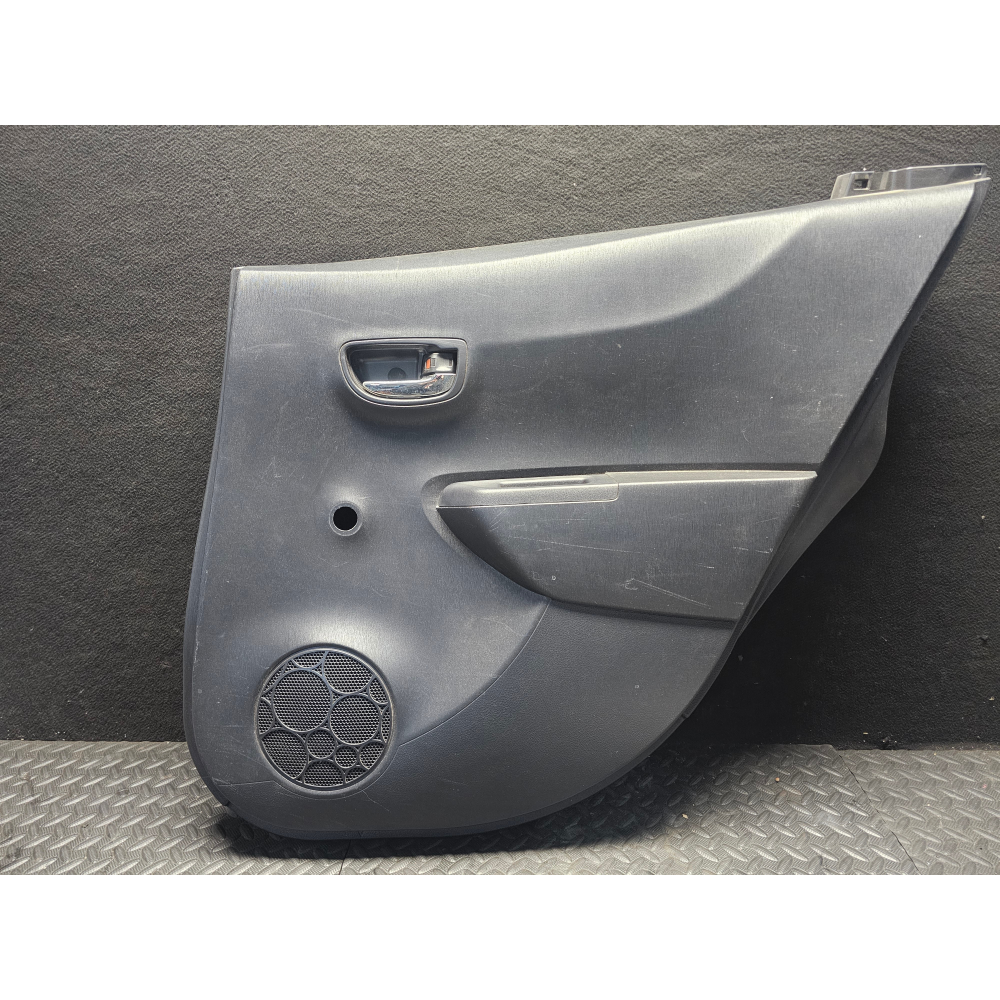 676300DB80C0 67613-0D480 PANNELLO PORTA POSTERIORE DESTRA TOYOTA YARIS 3 III (P13)(2010>)